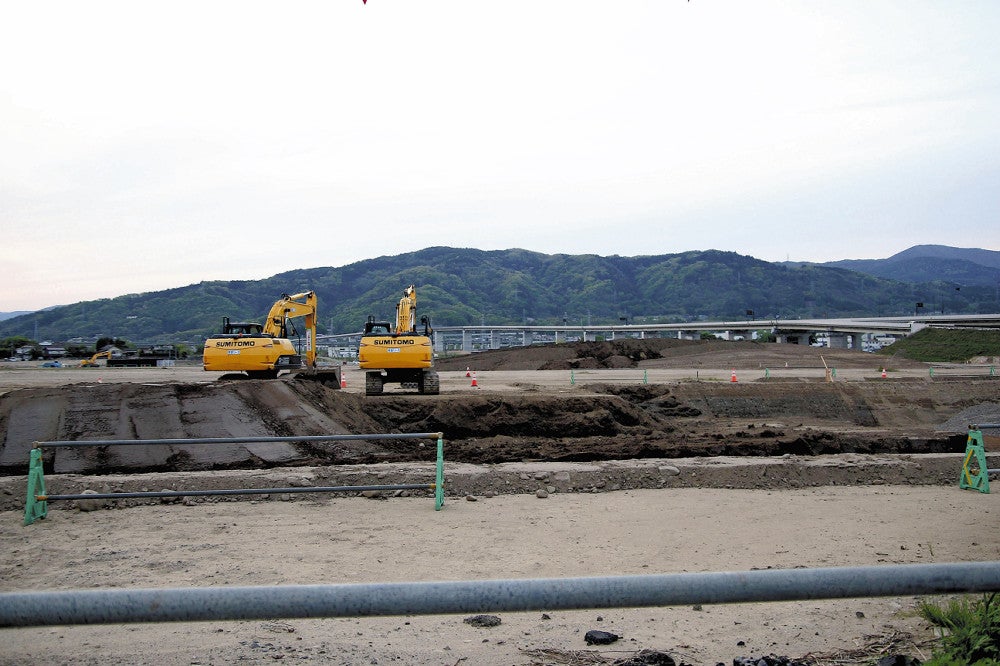 整地中の「イオンモール北福島（仮称）」の建設予定地（２６日、福島県伊達市堂ノ内で）