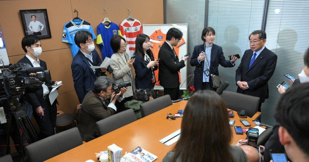 「二階氏に先手を打たれた…」 裏金処分、世耕氏地元で嘆きの声
