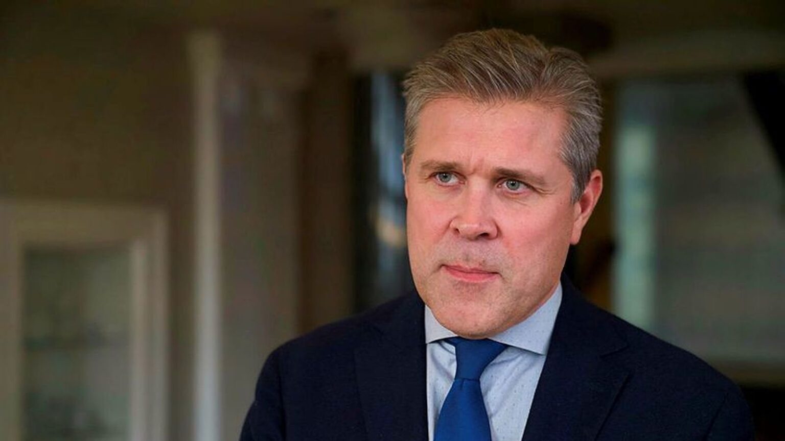 カトリン・ヤコブス氏が大統領に立候補＝ビャルニ・ベン首相？