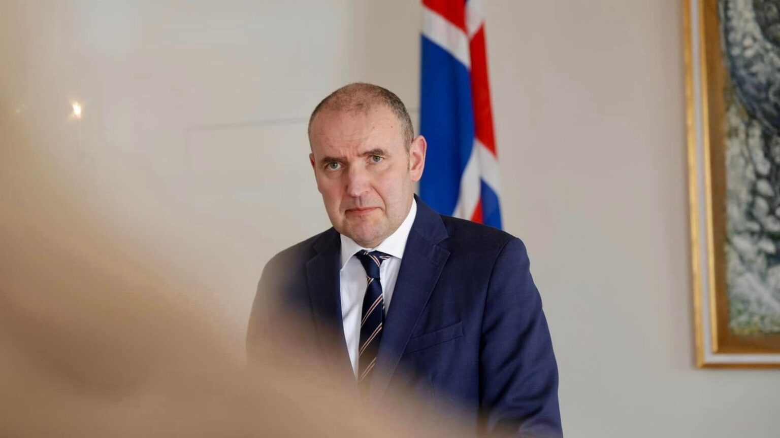 カトリン氏は新政権が発足するまで首相を務める＝ヴィシル氏