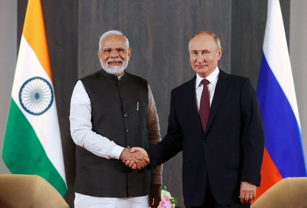 インド、制裁にもかかわらずロシア軍艦の受け入れを開始