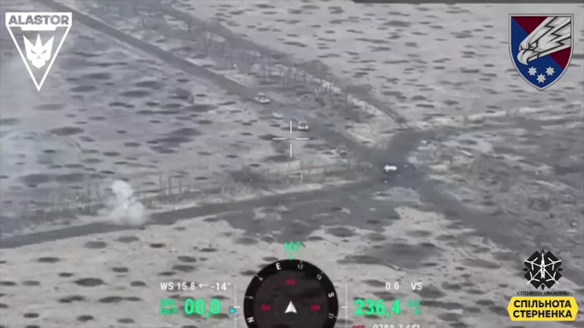 ロシアの戦車が空き地を横切り、ドローンがすべてを殲滅する