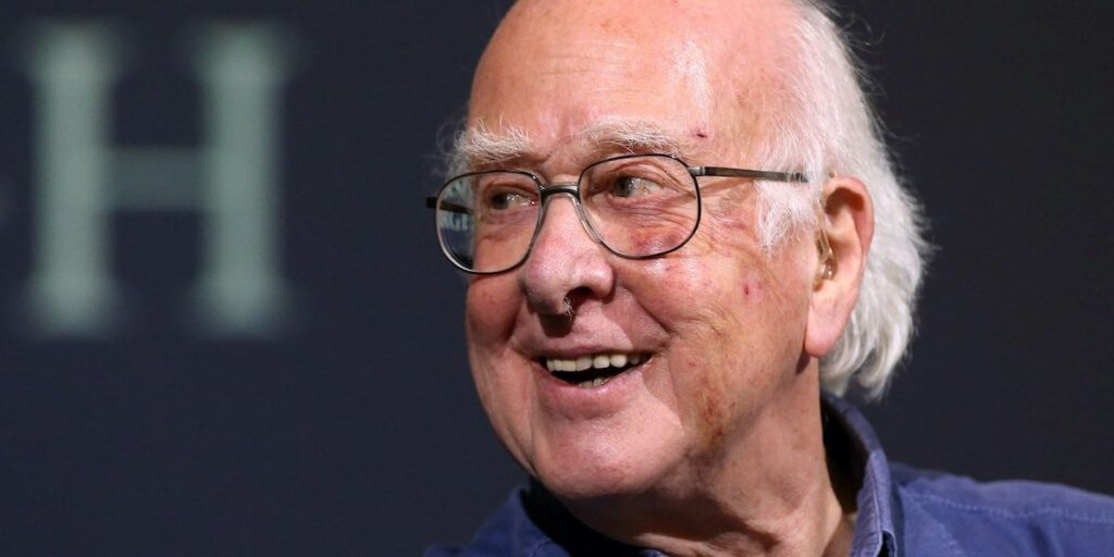 物理学者ピーター・ヒッグス氏が94歳で死去