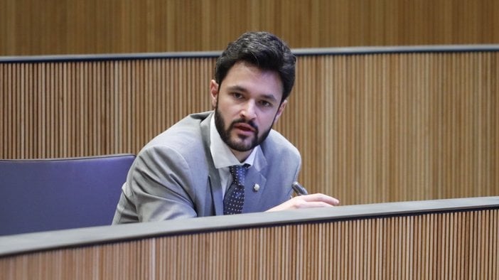 エスカレ氏は、投機を抑制するには損益分岐点に達しないほど多額の費用を支払わなければならないと述べている