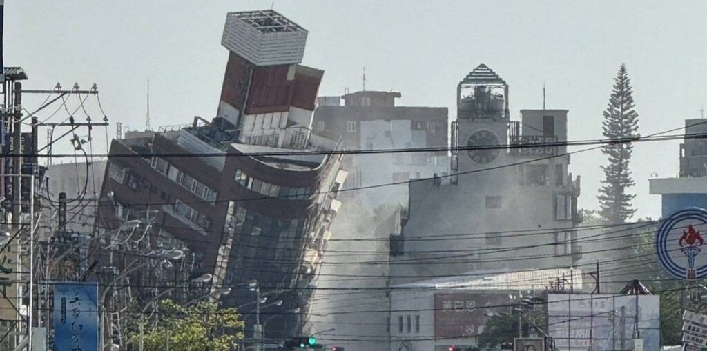 台湾で過去25年で最大の地震があった