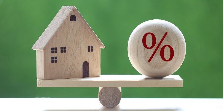 購入後2年以内に不動産を売却した居住者は、得た利益の20％を支払います。