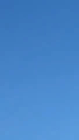 ウクライナ戦闘機が発射した空対空ミサイルがロシアの巡航ミサイルに追いつく