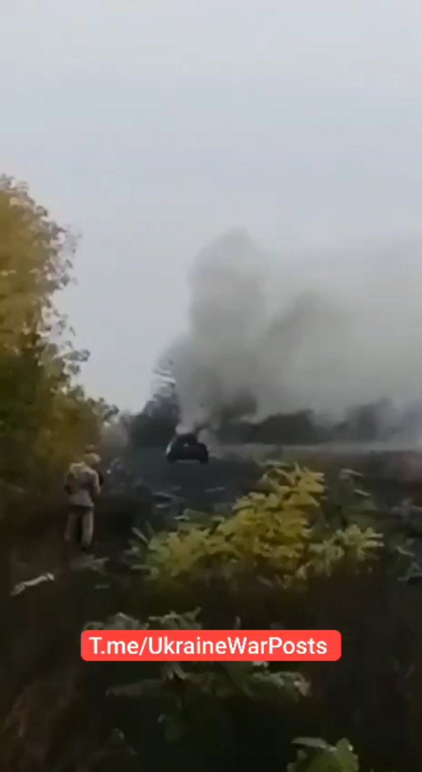 ロシアのヒヤシンス-S 152mmが最前線で爆発 ロシア兵士が事件を記録