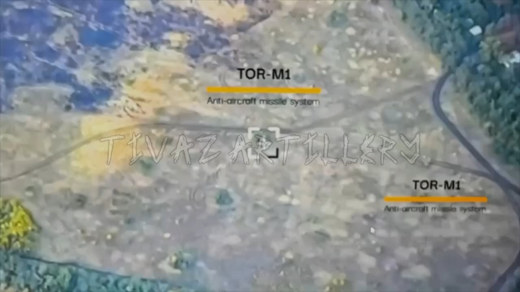 ロシアの TOR-M1 地対空ミサイル システム 2 台が HIMARS (GMLRS) によって破壊され、そのうちの 1 台による素晴らしい料理とゴーストライドが行われました。