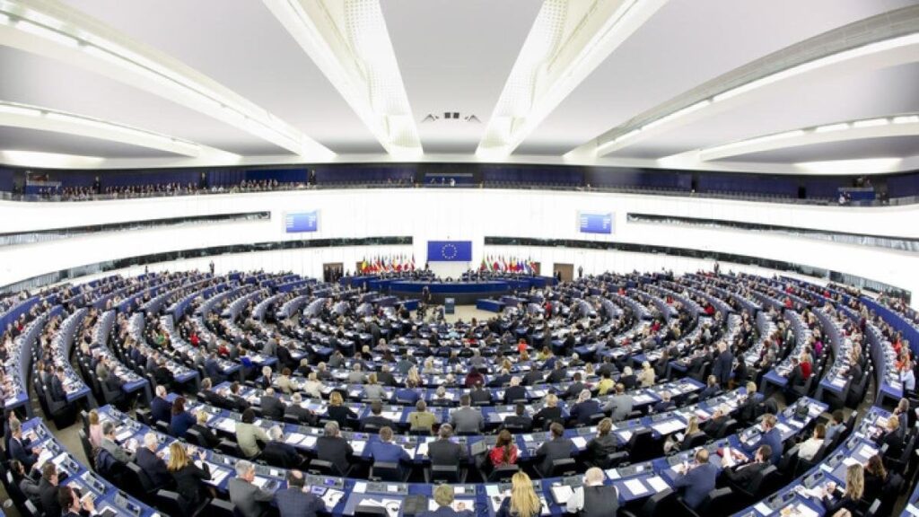 EU安定協定の改革: 新しい規則が承認されました。 イタリアの全政党が投票を棄権(イタリア議員3名のみが賛成票を投じる) EU安定協定の改革: 新しい規則が承認されました。 イタリアの全政党が投票を棄権(イタリア議員3名のみが賛成票を投じる)