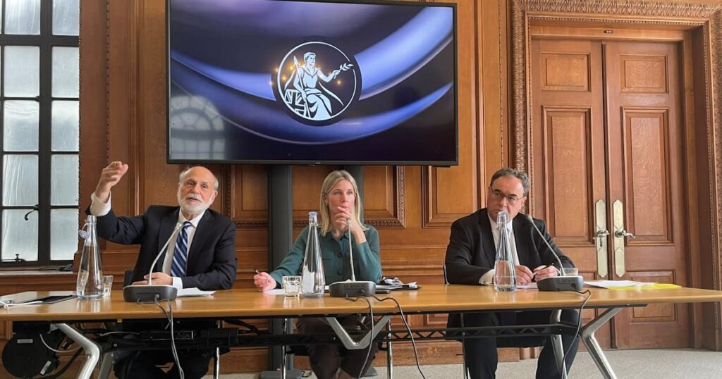 時代遅れの物価予測、英中銀は刷新を バーナンキ氏指南