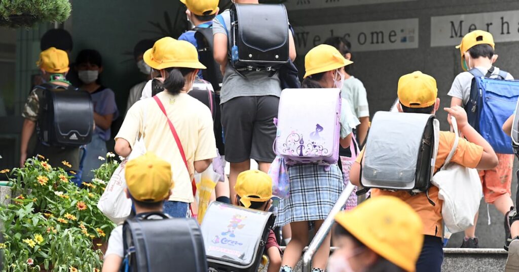 生徒の成績・出欠管理、国が共通システム 学校の負担減