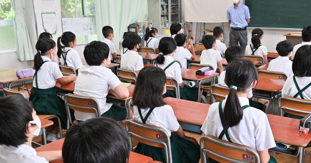 教員確保へ｢給与増｣｢業務減｣ 残業半減へカギ握るDX