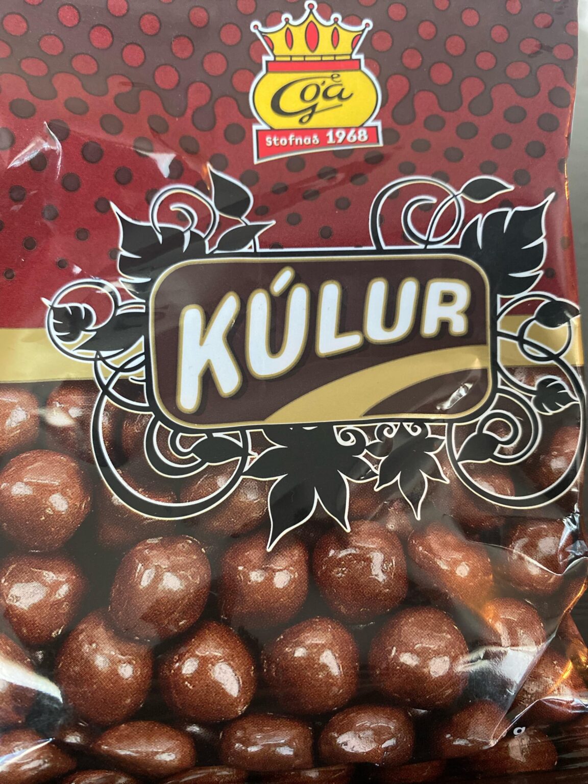 ノルウェー人に言わせれば、これはアイスランドで最高のキャンディです！