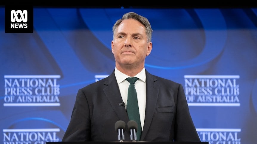 リチャード・マールズ氏、今後10年間で500億ドルの国防費増額を発表