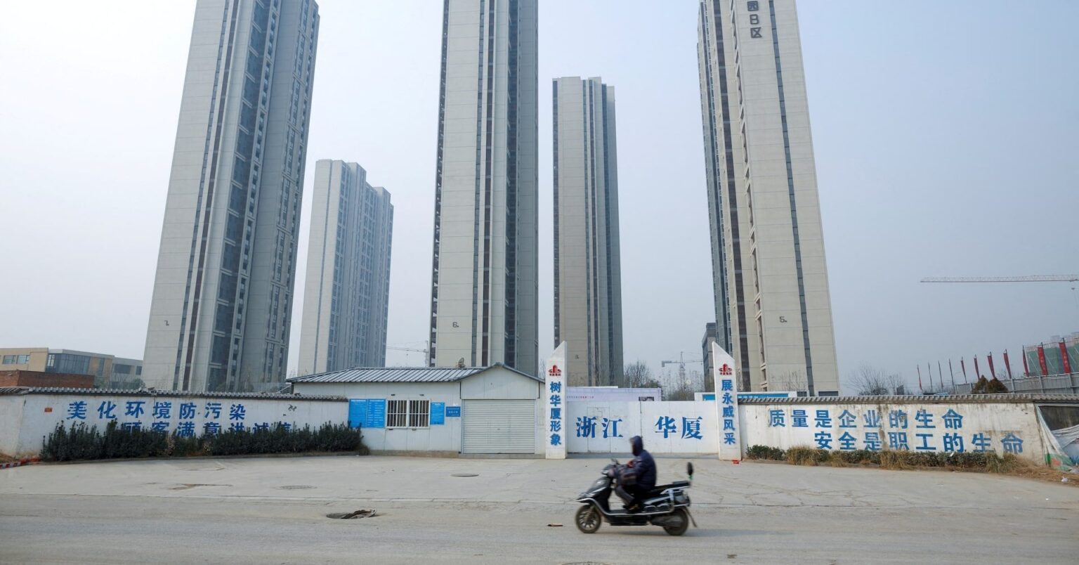 アングル：中国地方都市、財政ひっ迫で住宅購入補助金給付に支障 - ロイター (Reuters Japan)