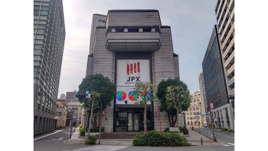 [経済] 日経平均株価、終値は１３１円安の３万８２７４円…ＦＯＭＣの結果発表前で様子見ムード
