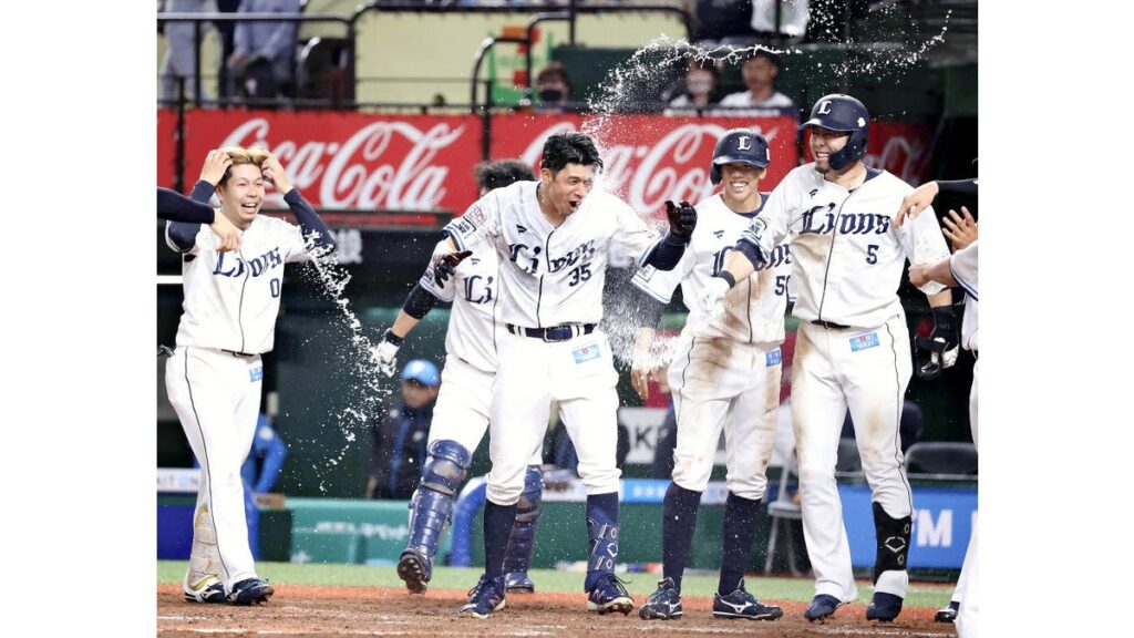 [プロ野球] 西武が今季初のサヨナラ勝ち、若林が九回２ラン…ソフトバンクの連勝７で止まる