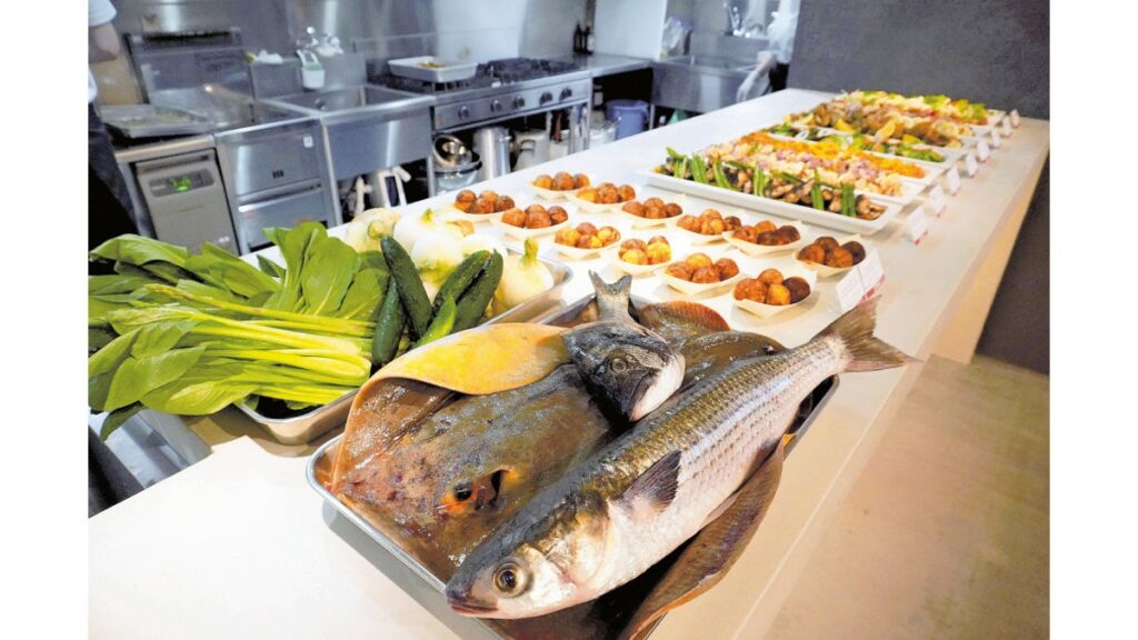 [ニュース] 「うみまち商店街」に新たな観光拠点オープン…飲食店や交流スペース