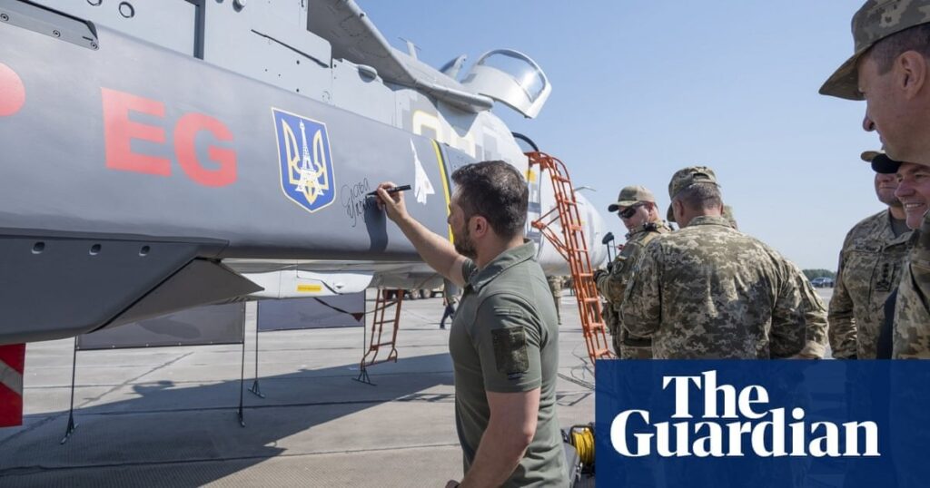 ウクライナ戦争会見：ウクライナ人は「ロシア国内を攻撃する権利がある」とデービッド・キャメロン首相が発言ウクライナ