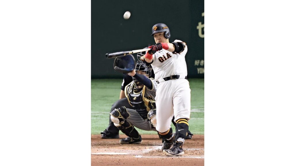 [プロ野球] 巨人・岡本和真の２ランなどで連敗３で止める…ヤクルトは塩見泰隆のサヨナラ弾で４連勝、最下位脱出