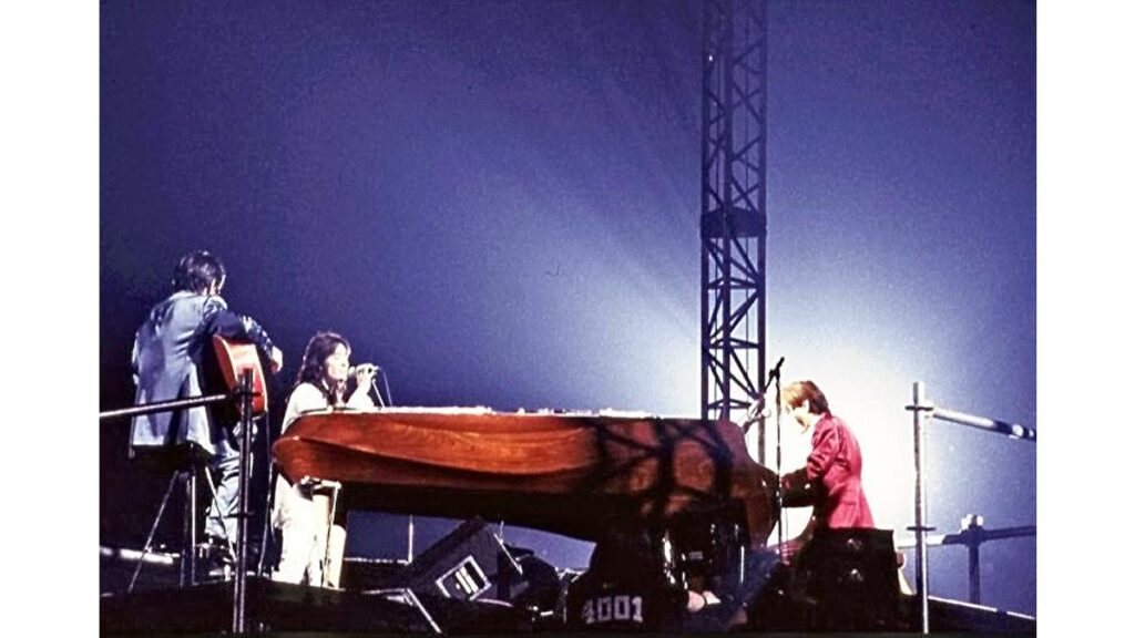 [音楽] ＴＭ ＮＥＴＷＯＲＫが作り上げた「Ｊポップ」…小室哲哉「売れていくっていうのはこういう感じなのか」