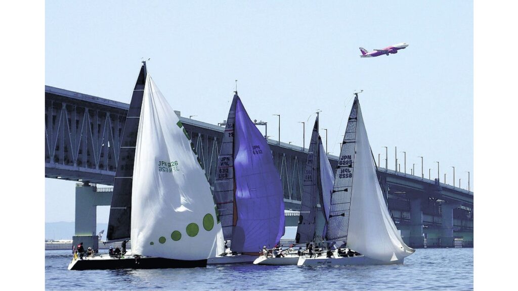 [ニュース] 関西空港の周辺海域をぐるり…ゴールデンウィーク恒例のヨットレース開催