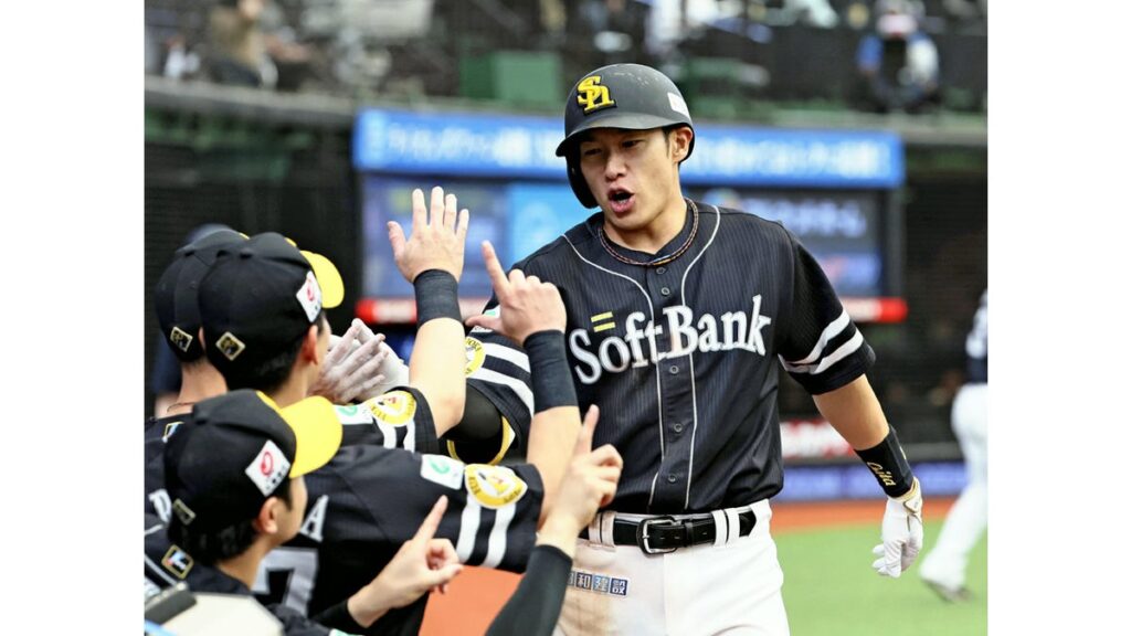 [プロ野球] ソフトバンク・柳田悠岐が３安打３打点で連敗止める…ロッテ・小島和哉は今季２度目の完投勝利