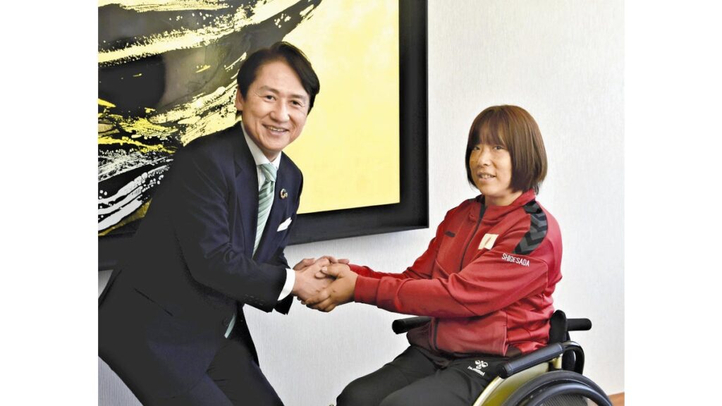 [ニュース] パリ・パラ代表内定のアーチェリー重定知佳選手「大花火を上げたい」…地元・北九州市で活躍誓う