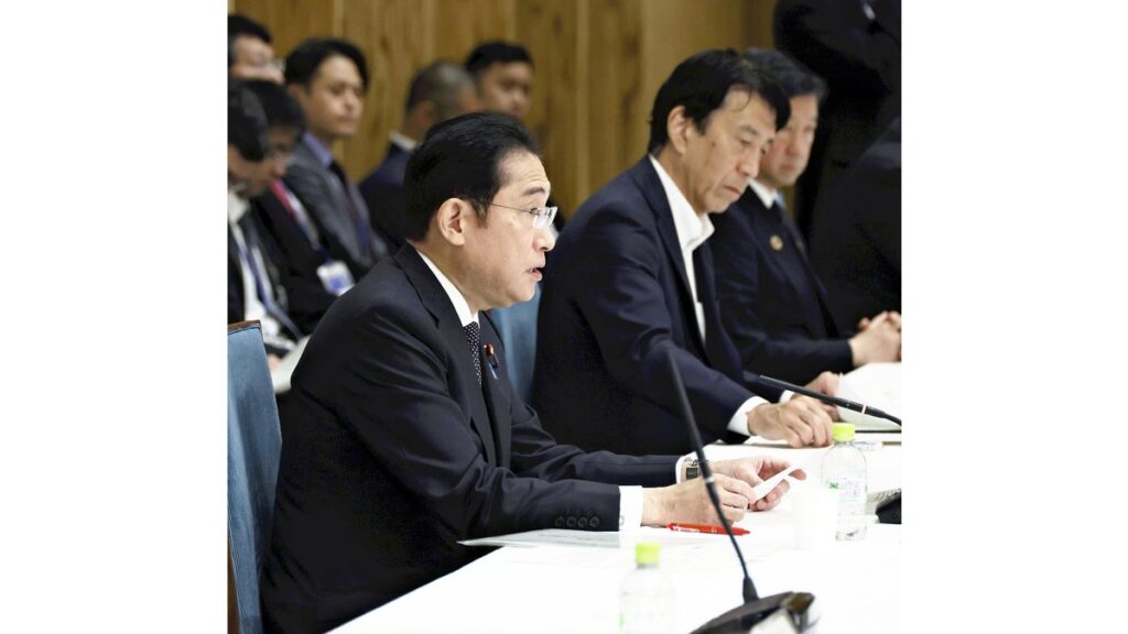 [経済] ２０４０年に向け「脱炭素」産業戦略の策定に着手…首相官邸でＧＸ実行会議