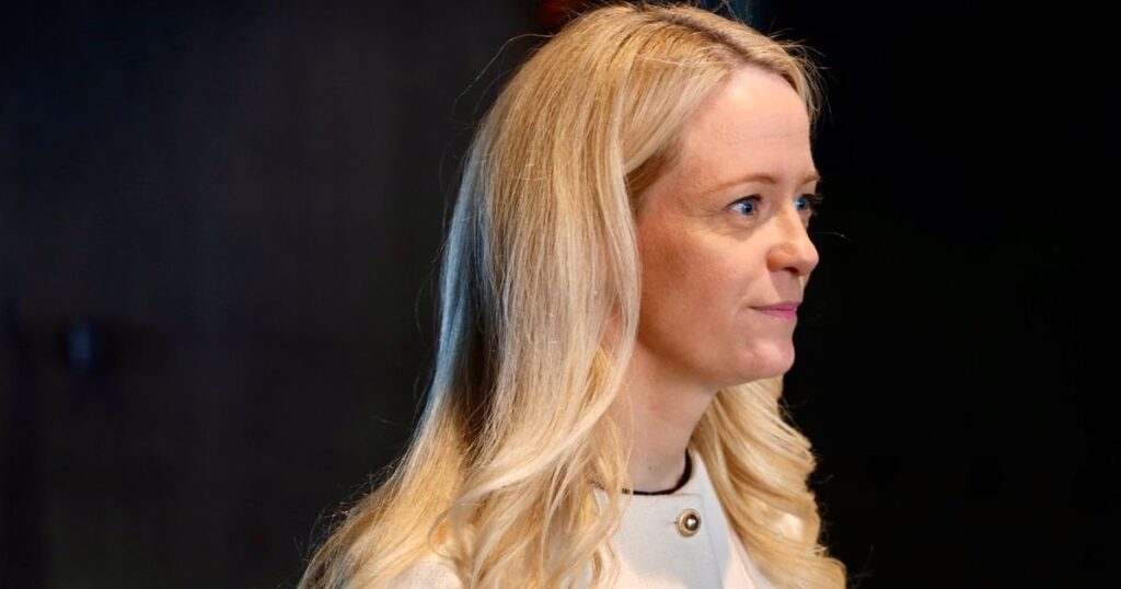 ハラ・フルンダル氏とアルゼンチン閣僚との会談について２つの大臣がコメント
