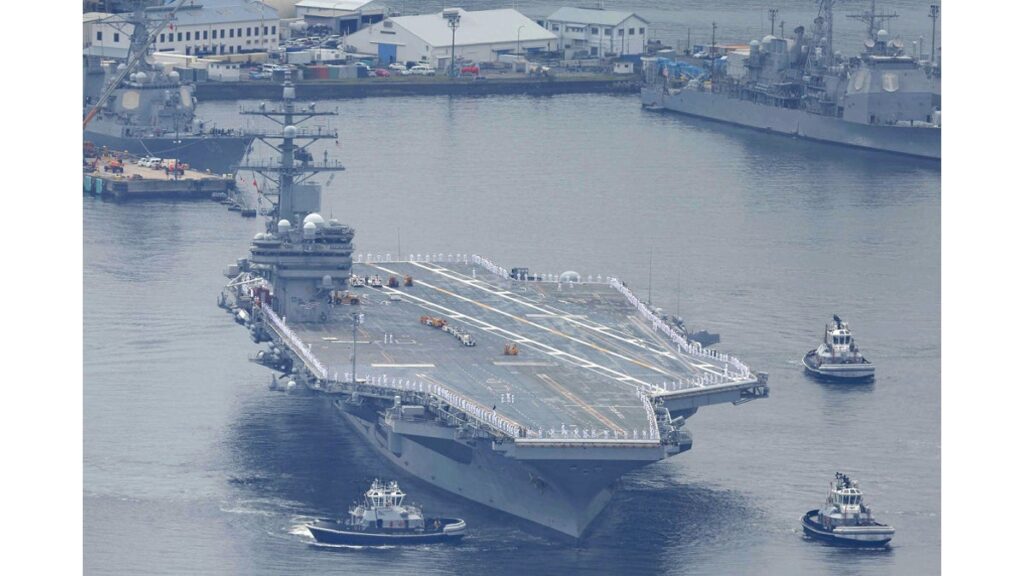[社会] 「トモダチ作戦」の空母「ロナルド・レーガン」、８年半の任務終え米国へ出港