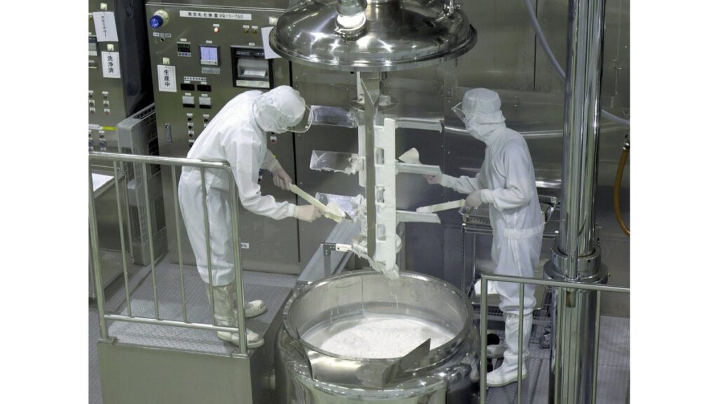 [ニュース] 再春館製薬所「ドモホルンリンクル」、使うのは小ぶりの釜「少量生産で鮮度保つ」ため