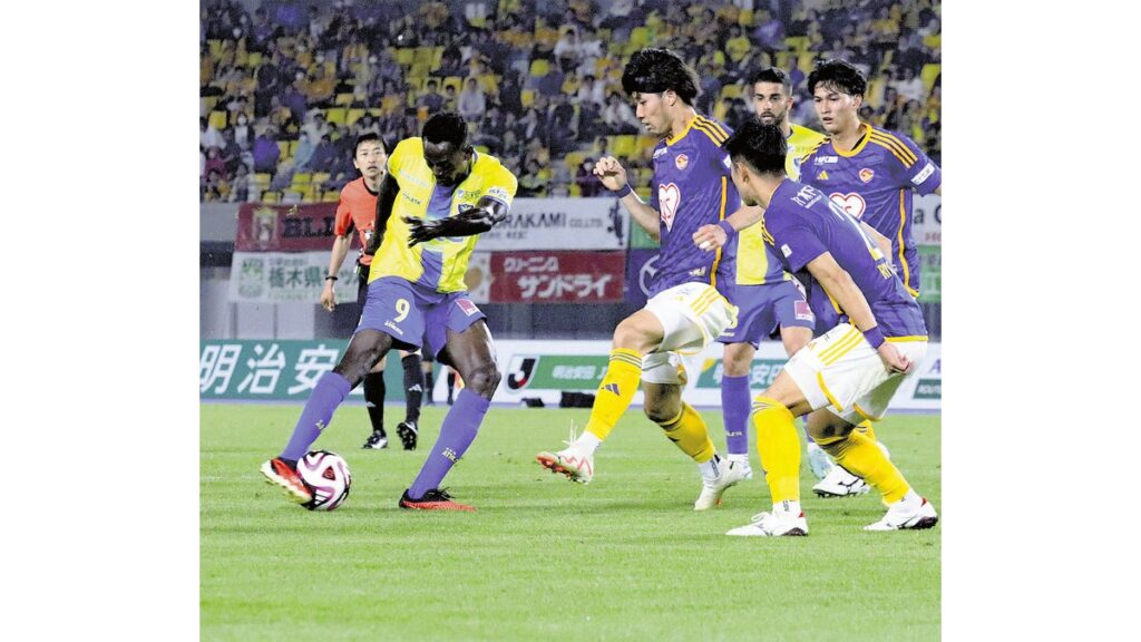 [ニュース] 栃木SC、ベガルタ仙台に逆転負けで６連敗 小林新監督の初陣飾れず…サッカー・J２