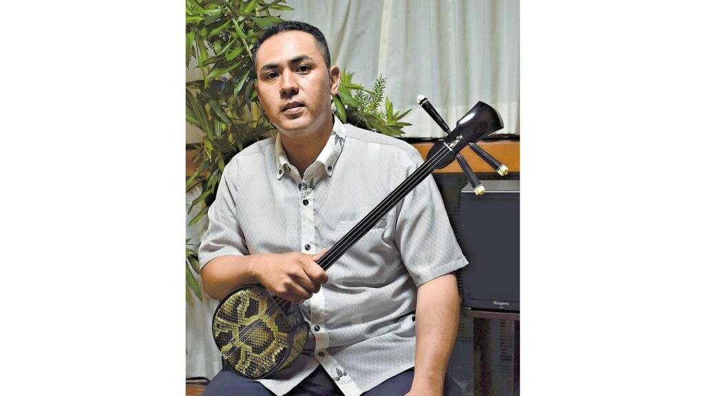 [音楽] 元ラッパー「自分がやればイメージも変わるんじゃ」…異色の宮古民謡歌い手、師に捧ぐ初の自作曲