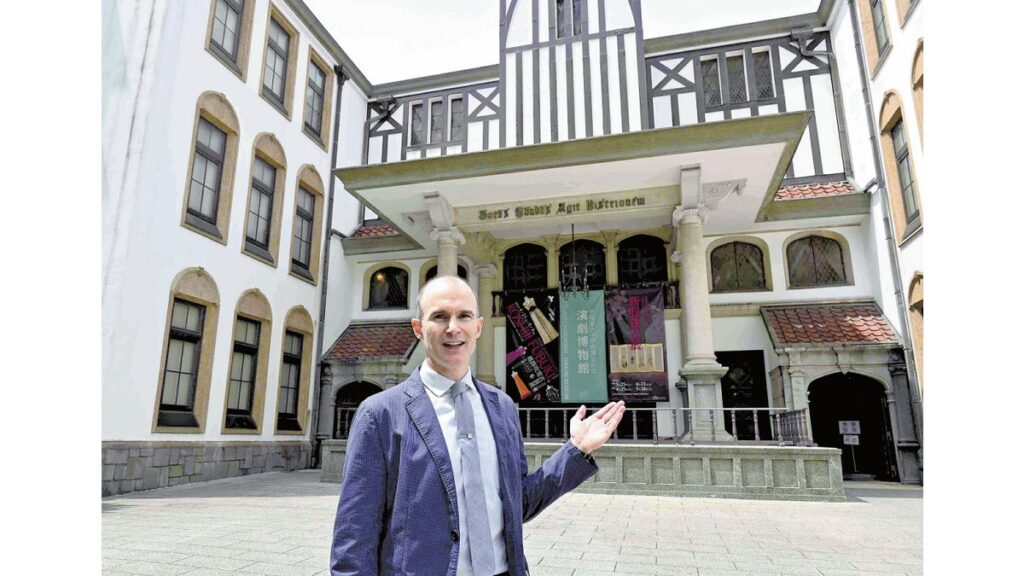 [エンタメ・文化] キーンさんの「孫弟子」が早稲田大で講演、噺家の世界からみた「落語と文学」