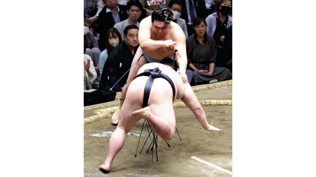 [大相撲] 単独トップの湘南乃海、阿炎に敗れ３敗に後退…琴桜・大の里・欧勝馬と並ぶ