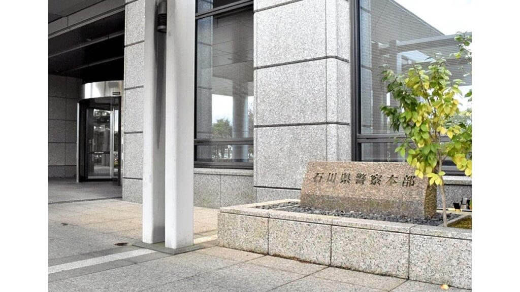 [社会] 中１男子が交差点ではねられ死亡、ヘルメットかぶり通学途中…車運転の３５歳を現行犯逮捕