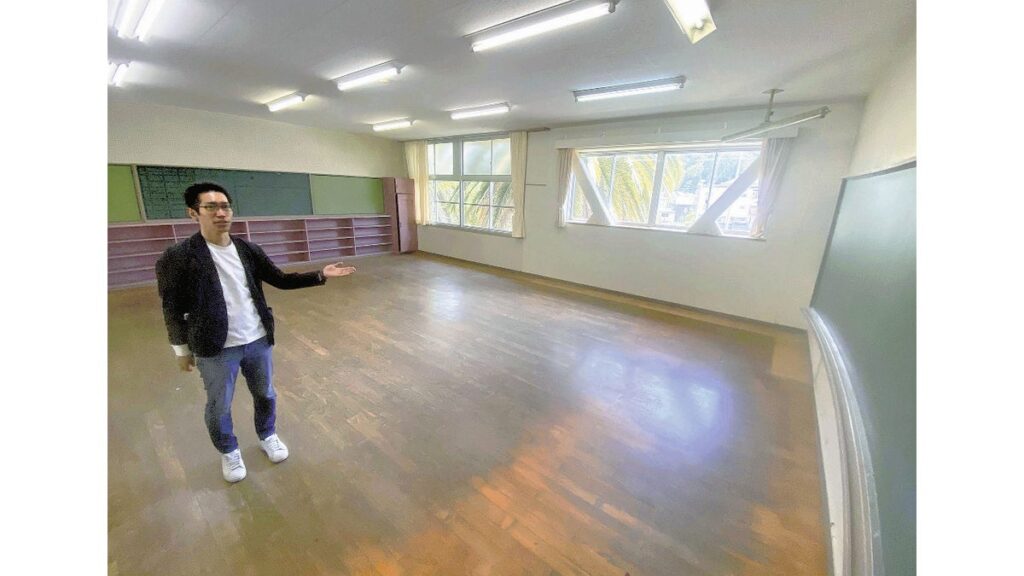 [ニュース] 廃校になった小中学校、ウイスキー蒸留所や生成ＡＩ向けデータセンターに…建設費抑えて事業拡大