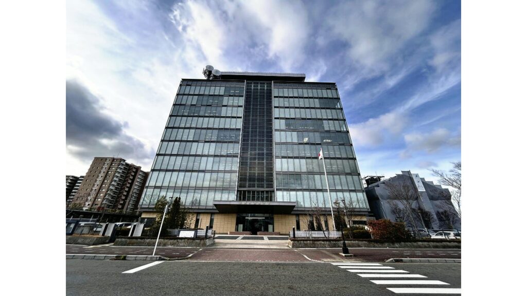 [社会] 大津の住宅で男性が大量出血、死後数日程度か…妻と２人暮らし