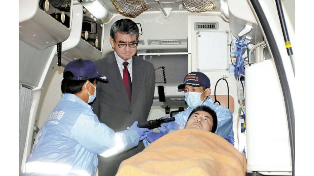 [ニュース] 救急搬送時のマイナンバーカード活用、河野デジタル相が視察…宮崎県都城市で実証事業