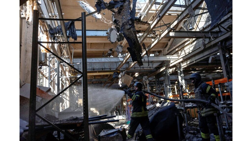 [国際] ウクライナ軍のドローン、１８００ｋｍ離れたロシア国内のレーダー基地を攻撃…ドネツク近郊は「緊迫」