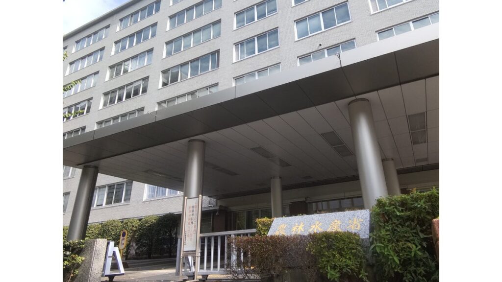 [経済] キャベツは９２％高い３８２円、ニンジンは４２％高い５６３円…野菜の価格高騰収まらず