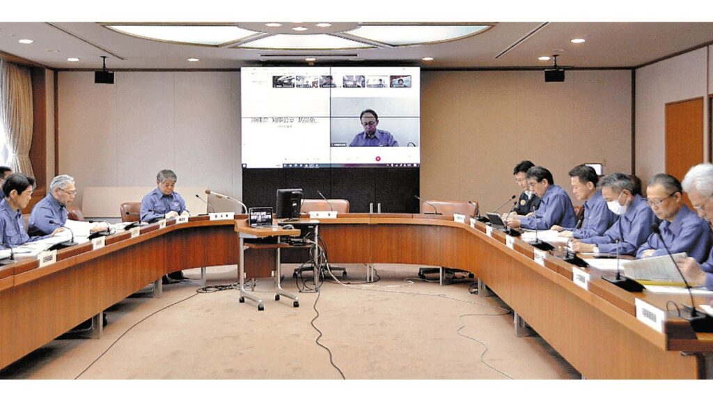 [ニュース] 北朝鮮「衛星」発射、深夜の沖縄で「ゆいレール」全線停止や避難アナウンス…首長ら「引き続き緊張感を」