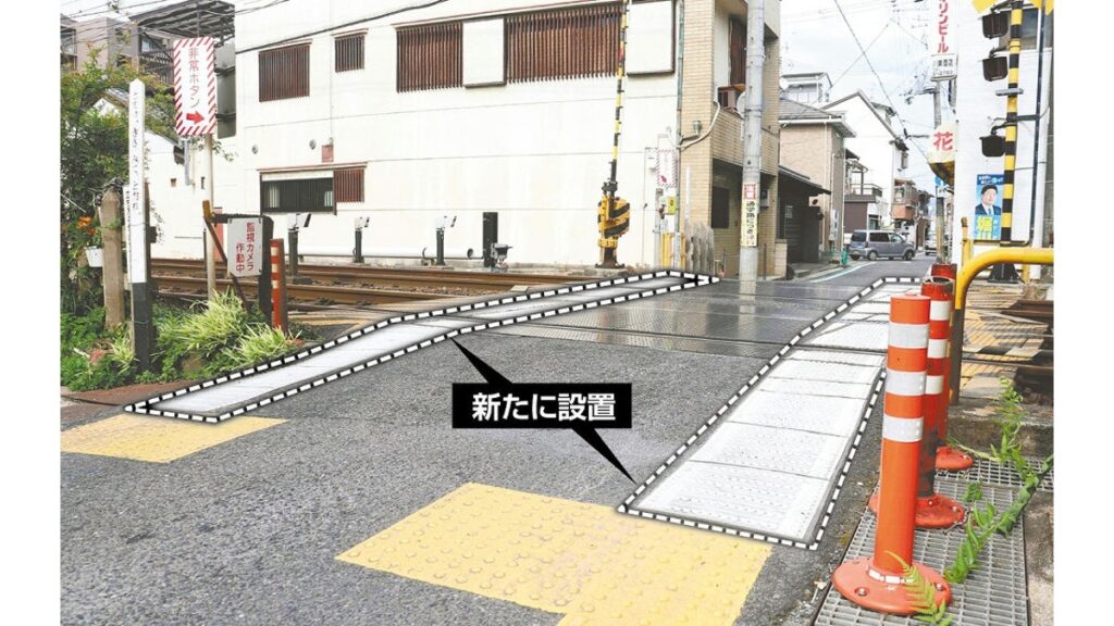 [社会] 踏切内の点字ブロック、普及に遅れ…鉄道会社か行政か整備主体あいまい