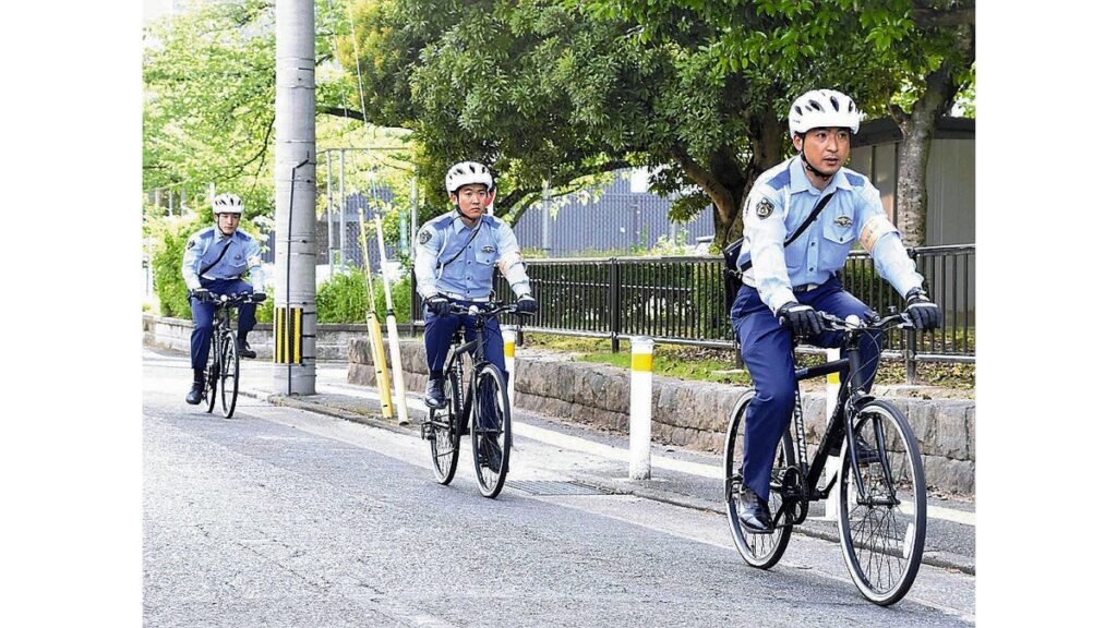 [ニュース] 自転車運転の「見本」見せながらパトロール…福岡県警南署に対策チーム「ＭＢ―３」発足