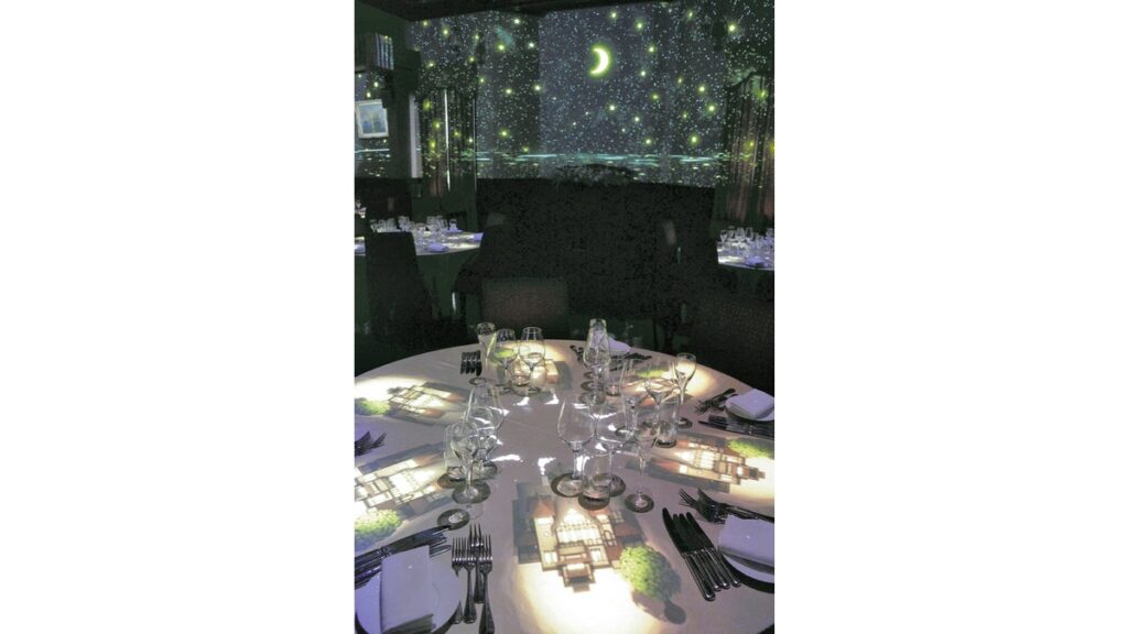 [ニュース] 旧財閥の迎賓館「三井港倶楽部」で幻想ディナー…プロジェクションマッピングで演出