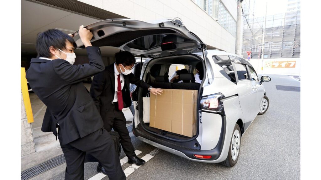 [社会] 弁護士の名前で専用サイト、ロマンス詐欺の被害者から着手金１８００万円…逮捕の広告会社代表ら