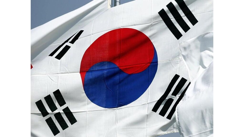 [国際] 北朝鮮が日本海に向けて弾道ミサイルを発射、韓国軍発表…日米韓連携で飛行距離などを分析