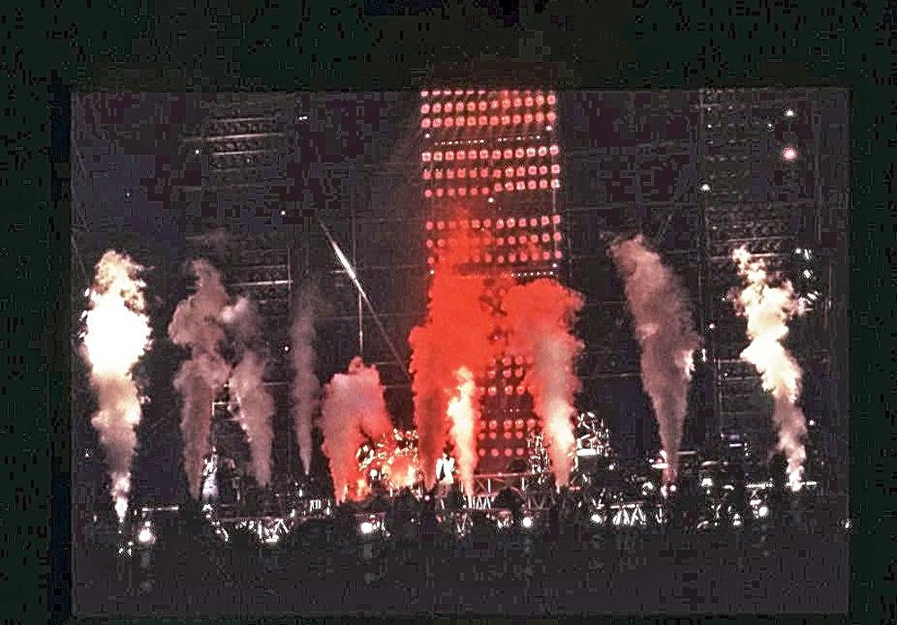 「活動終了」前最後のライブ（１９９４年、東京ドーム）